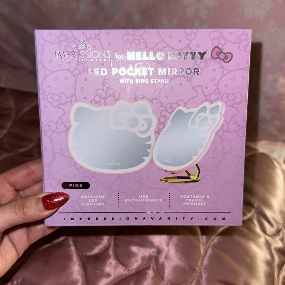 Impressions Vanity for Hello Kitty LED POCKET MIRROR with RING STAND